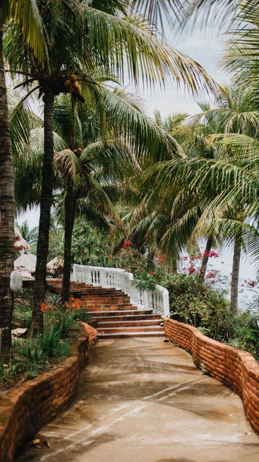 Amaru Wellbeing Resort Чинандега Екстериор снимка