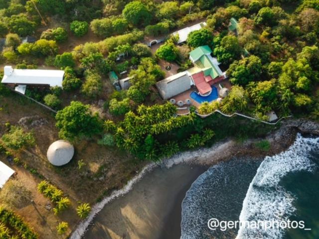 Amaru Wellbeing Resort Чинандега Екстериор снимка